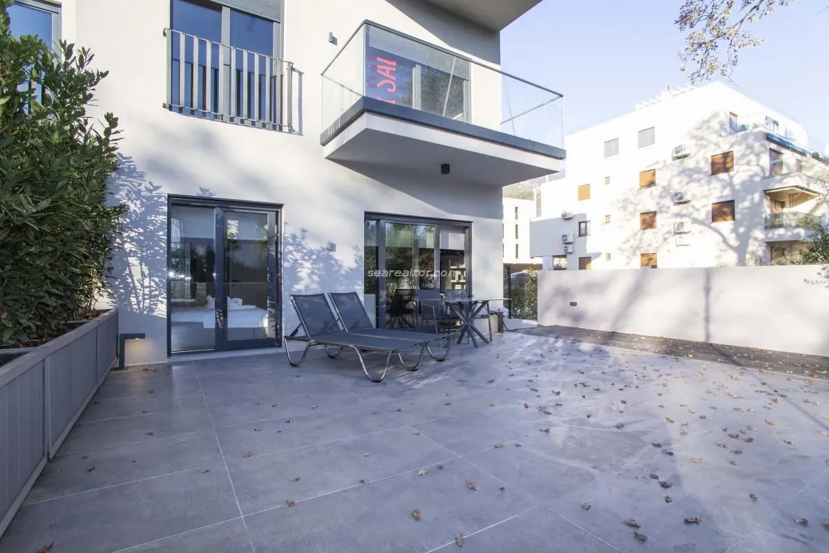 Prodaja, jednosoban stan, 125m², Donja Lastva, Tivat