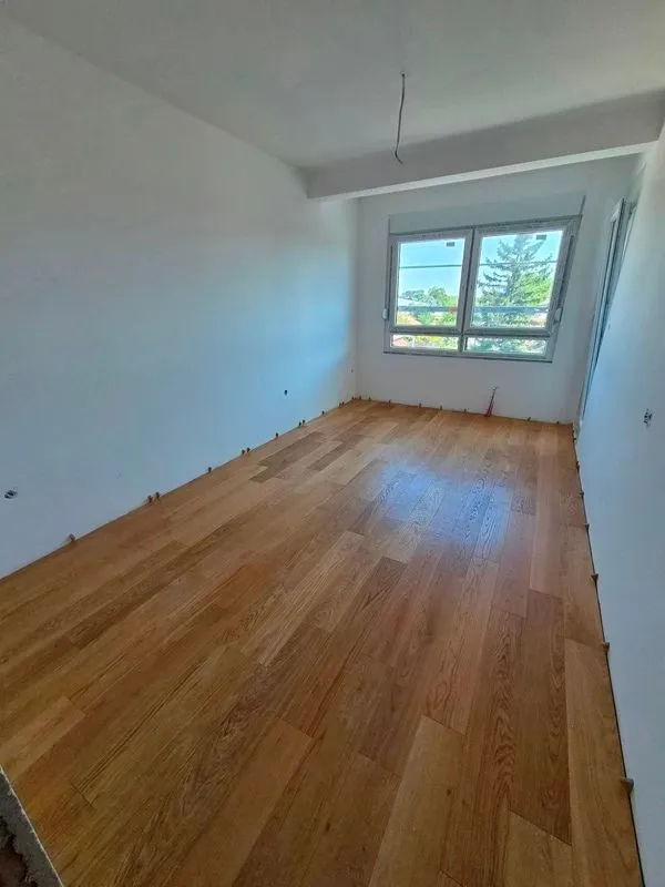 Prodaja, trosoban stan, 68m², Pančevo, Srbija