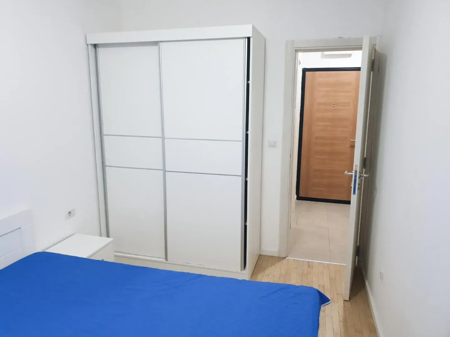 Izdavanje, jednosoban stan, 45m², Blok 9, Podgorica