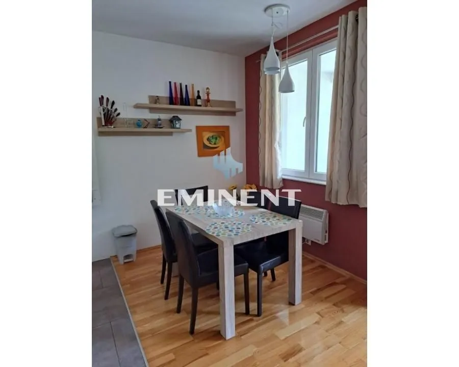 Prodaja, trosoban stan, 63m², Brzeće, Kopaonik