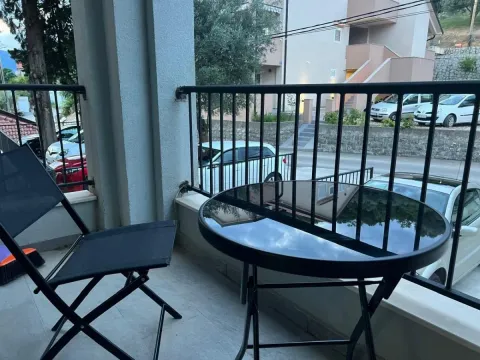 Izdavanje, garsonjera, 26m², Tivat, Crna Gora - image 12