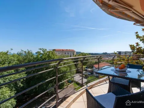 Sale, one bedroom apartment, 55m², Bečići, Budva - image 8