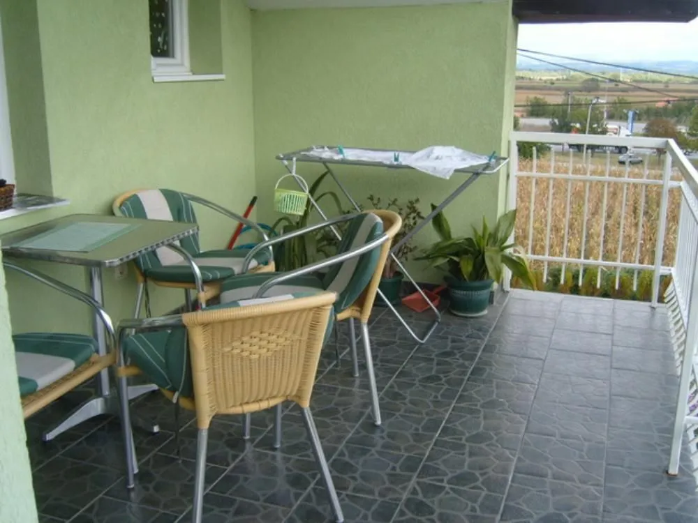 Prodaja, kuća, 200m², Kolonija, Jagodina