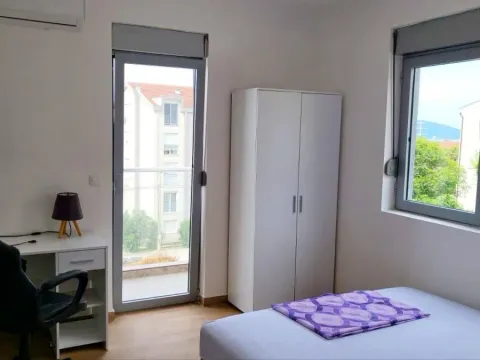 Prodaja, dvosoban stan, 63m², Tivat, Crna Gora - image 3