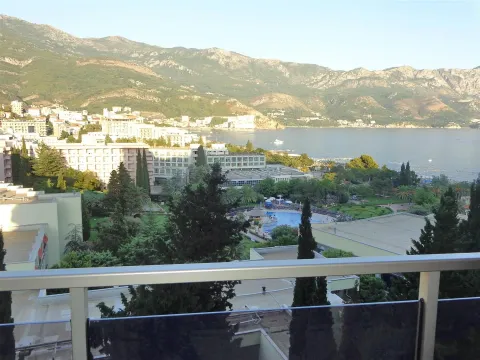 Prodaja, stan, 85m², Bečići, Budva - image 3