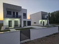 Prodaja, kuća, 300m², Donji Štoj, Ulcinj - image 1