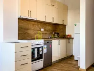 Izdavanje, dvosoban stan, 60m², Bečići, Budva - image 6