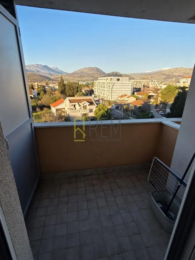Rent, one bedroom apartment, 43m², City Kej, Podgorica
