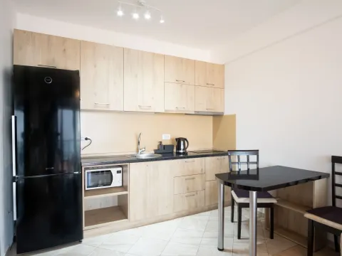 Rent, one bedroom apartment, 36m², Bečići, Budva - image 6