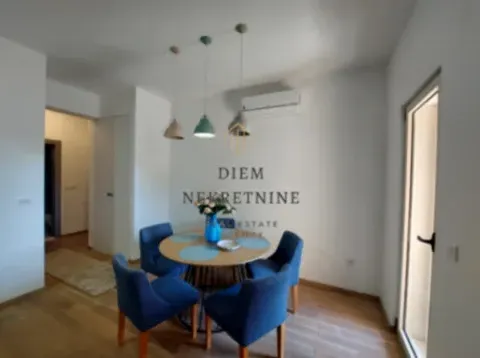 Izdavanje, jednosoban stan, 60m², Centar, Tivat - image 3