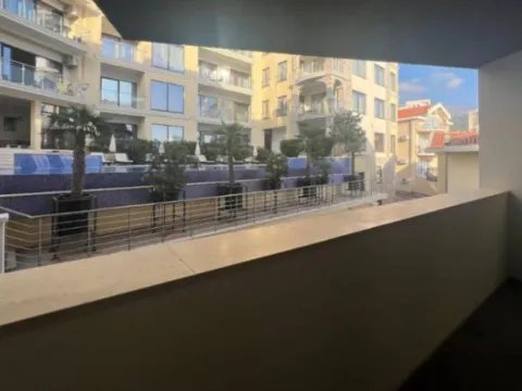 Sale, one bedroom apartment, 53m², Bečići, Budva - image 4