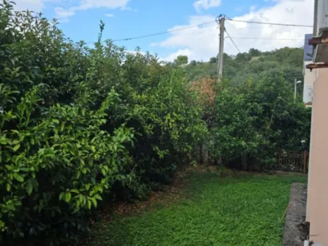 Prodaja, kuća, 298m², Tološi, Podgorica - image 9