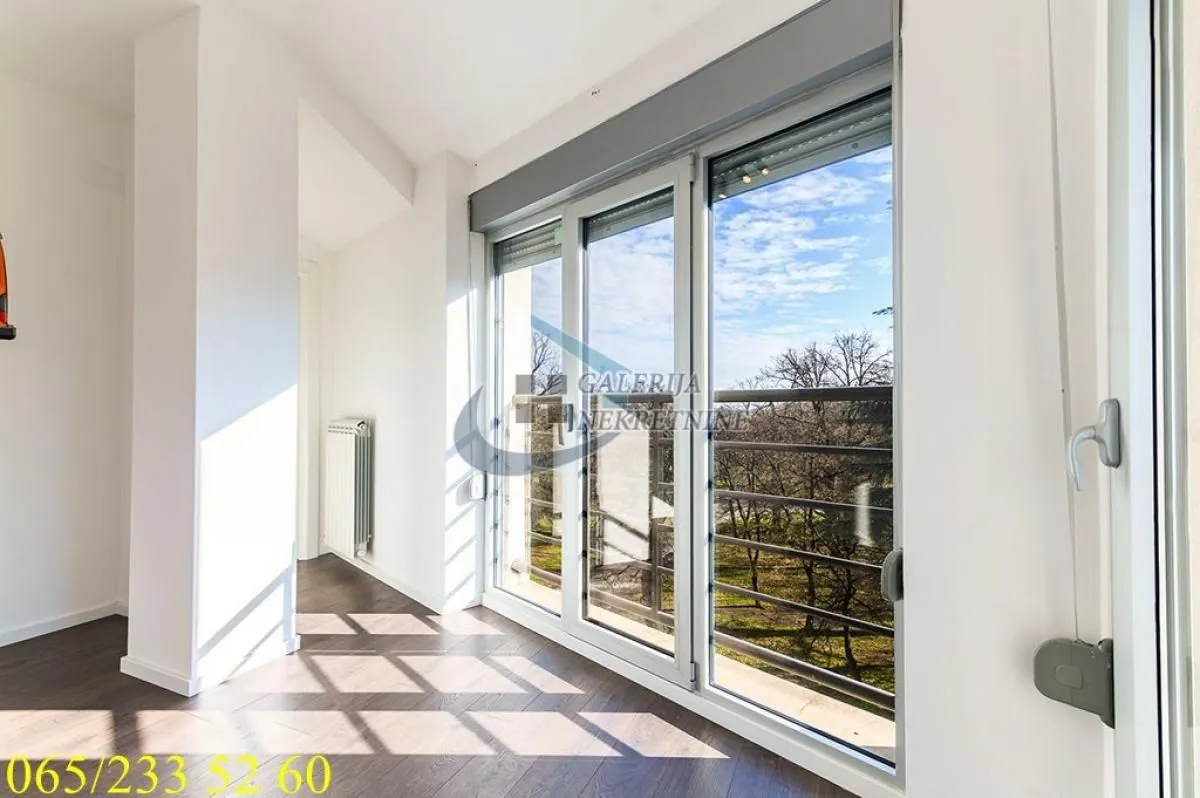 Rent, apartment, 195m², Banovo Brdo, Beograd