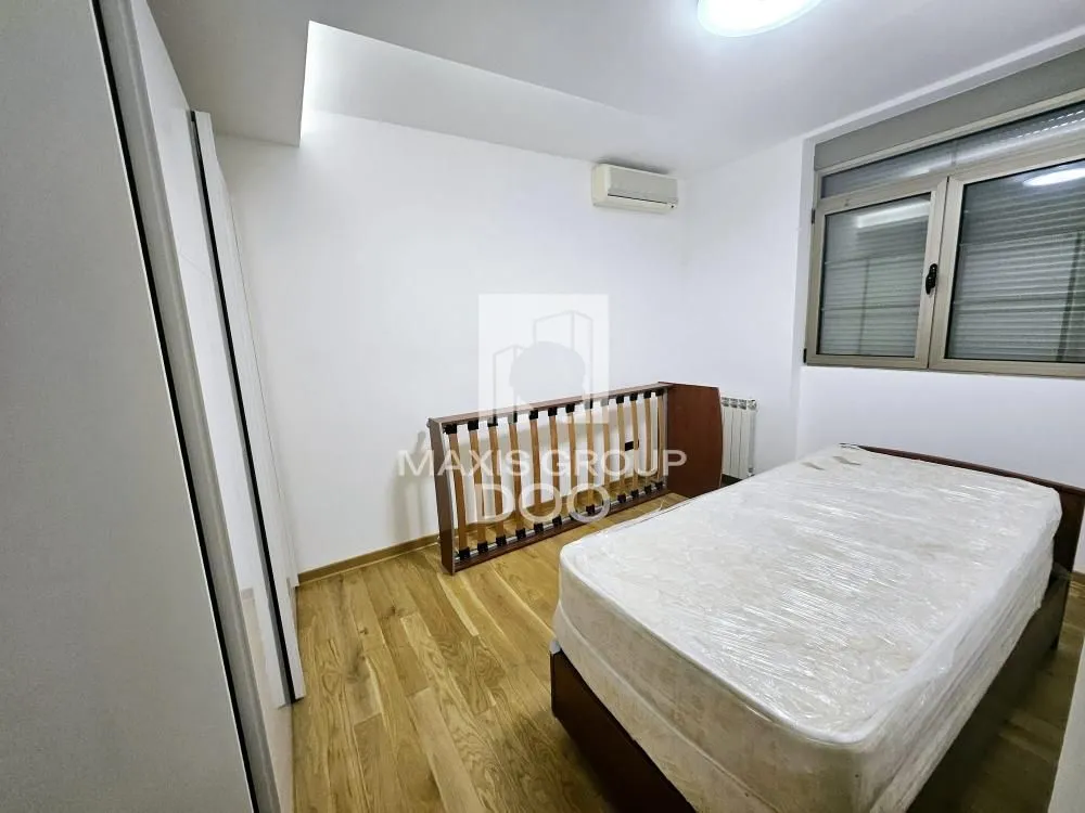 Izdavanje, kuća, 303m², Košutnjak, Beograd