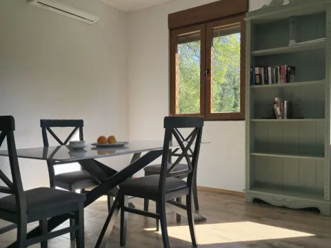 Rent, house, 120m², Piperi, Podgorica - image 5