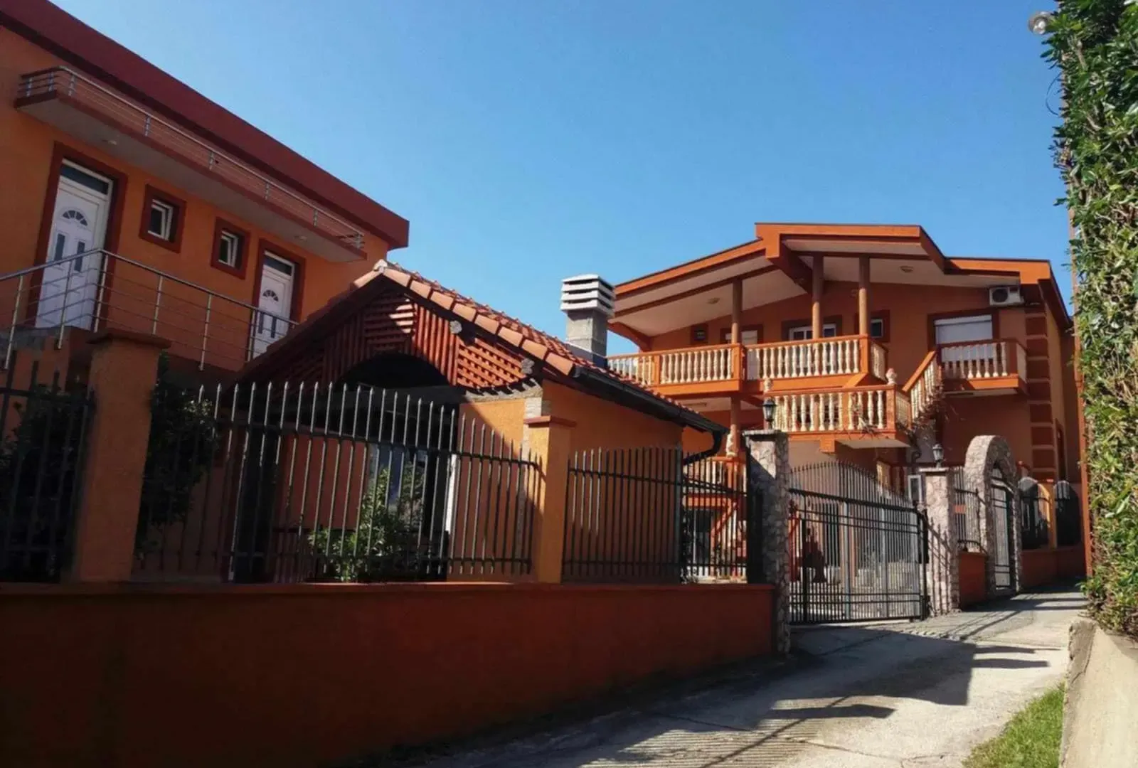 Sale, house, 610m², Sutomore, Bar