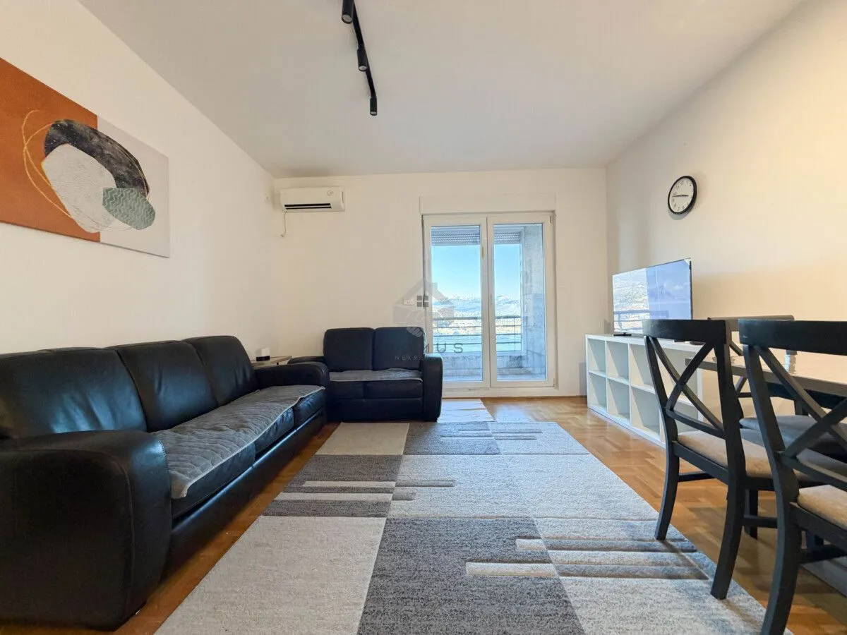 Izdavanje, dvosoban stan, 66m², Stari Aerodrom, Podgorica