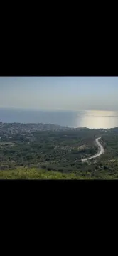 Pogled na more i okolni pejzaž sa visoke tačke. - image 3