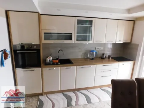 Sale, house, 250m², Ćava, Kragujevac - image 44