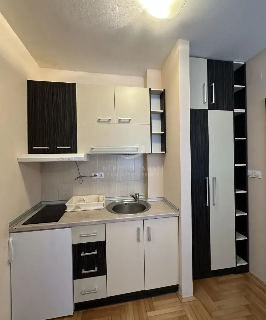 Prodaja, jednosoban stan, 27m², Kraljevi Čardaci, Kopaonik