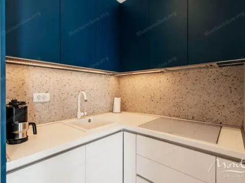 Sale, one bedroom apartment, 45m², Tivat, Crna Gora - image 8