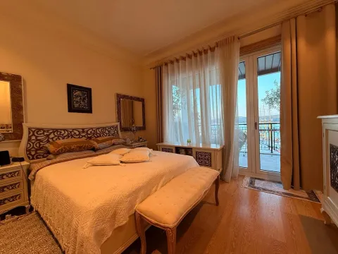 Prodaja, stan, 135m², Tivat, Crna Gora - image 6
