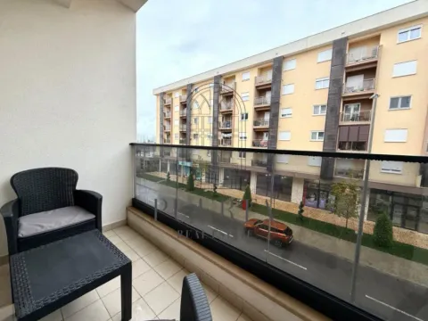 Izdavanje, jednosoban stan, 45m², City Kvart, Podgorica - image 8