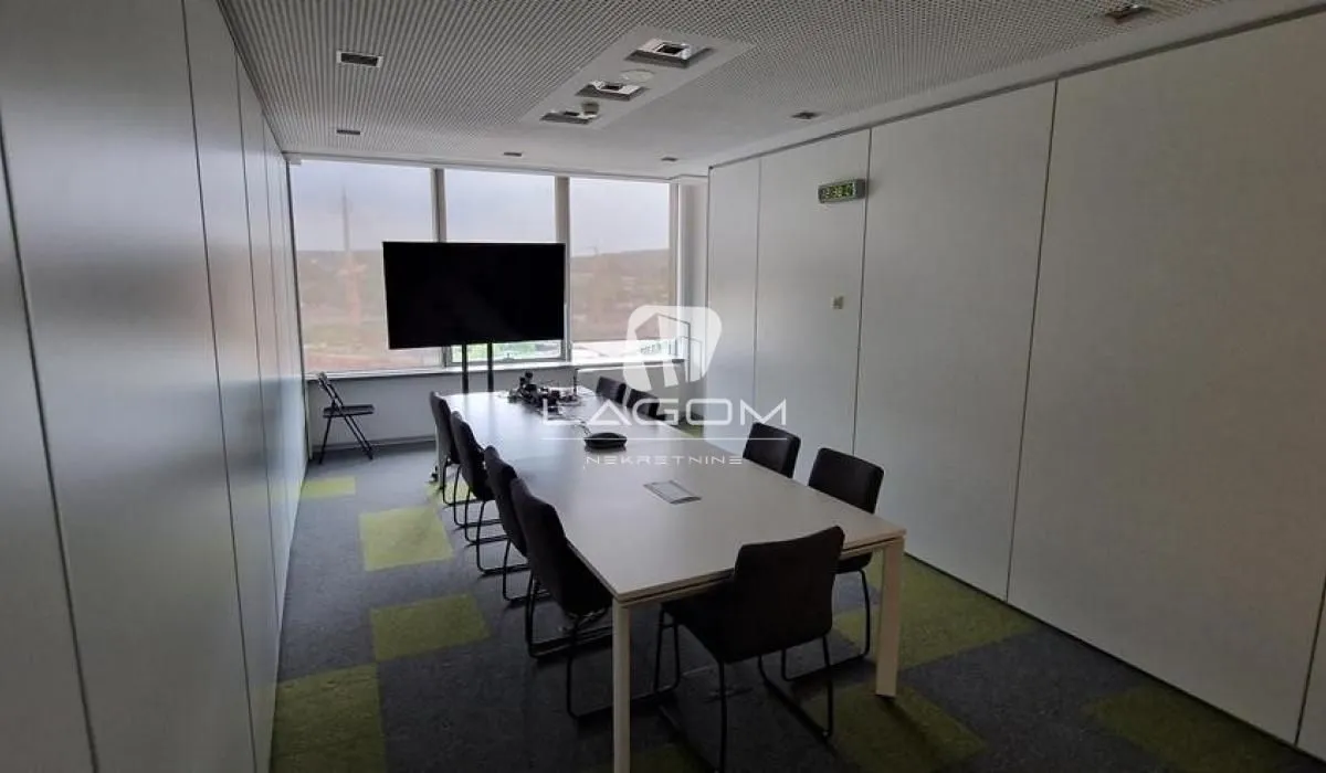 Rent, office space, 772m², Novi Beograd Blok 67, Novi Beograd Sve Podlokacije