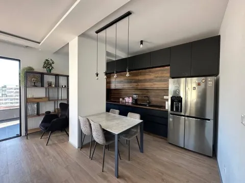 Izdavanje, trosoban stan, 130m², Budva, Crna Gora - image 12