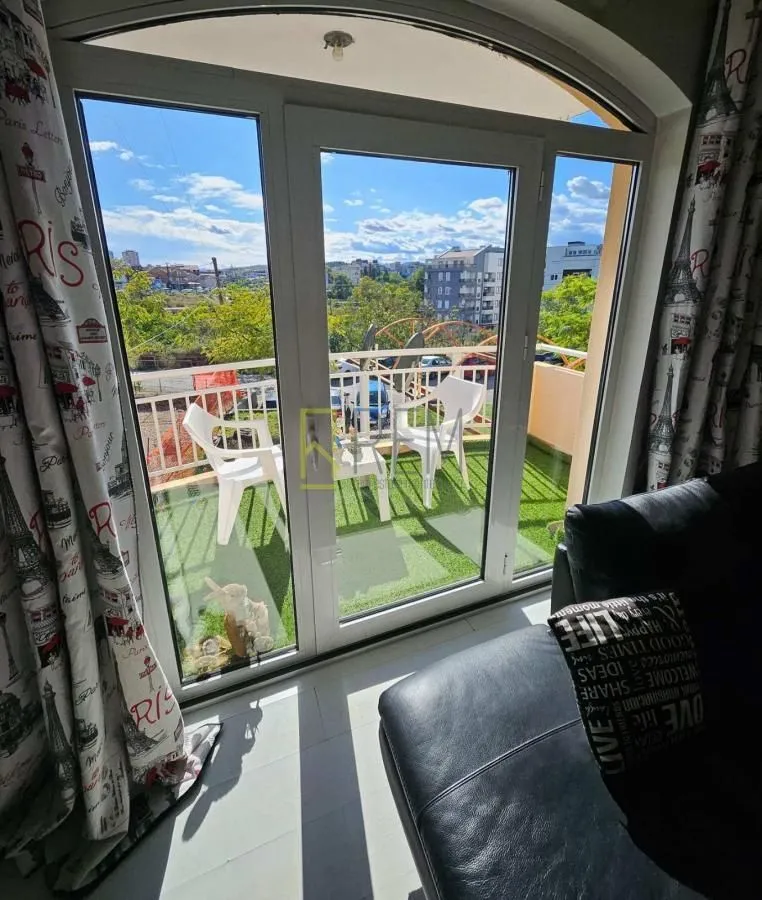 Prodaja, dvosoban stan, 65m², Centar, Podgorica