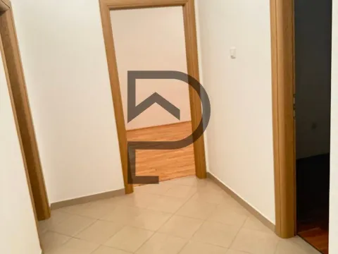 Izdavanje, stan, 49m², Ljubović, Podgorica - image 8