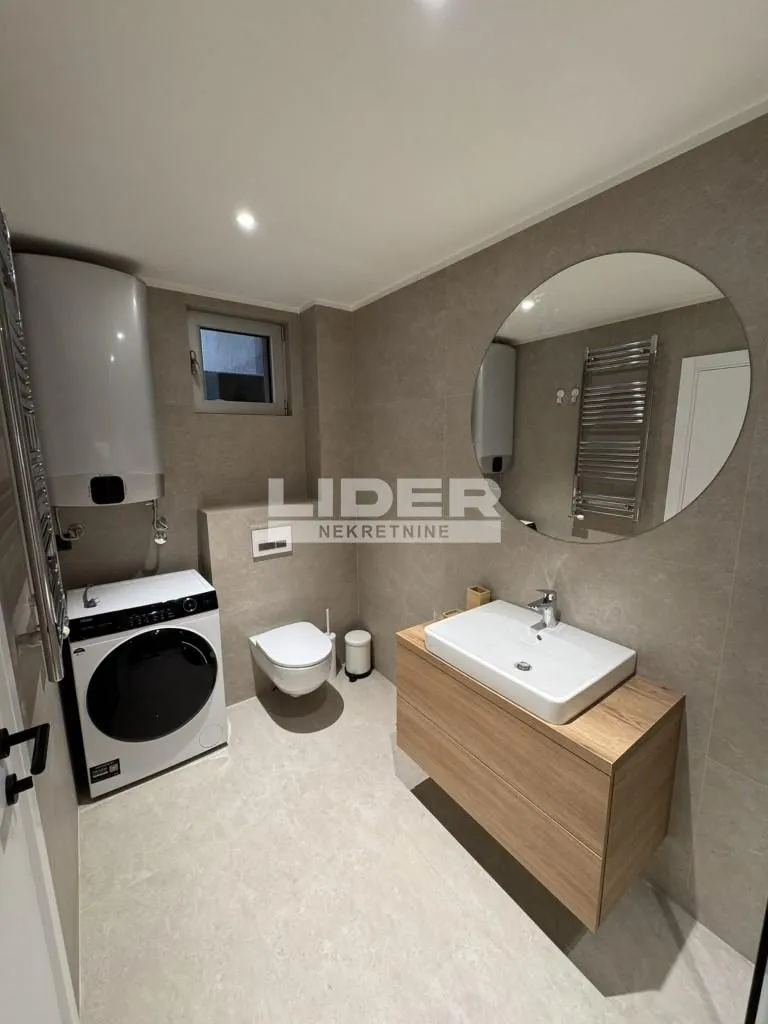 Rent, four bedroom apartment, 90m², Crveni Krst, Beograd