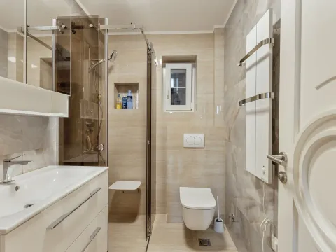 Prodaja, kuća, 240m², Kava, Tivat - image 20