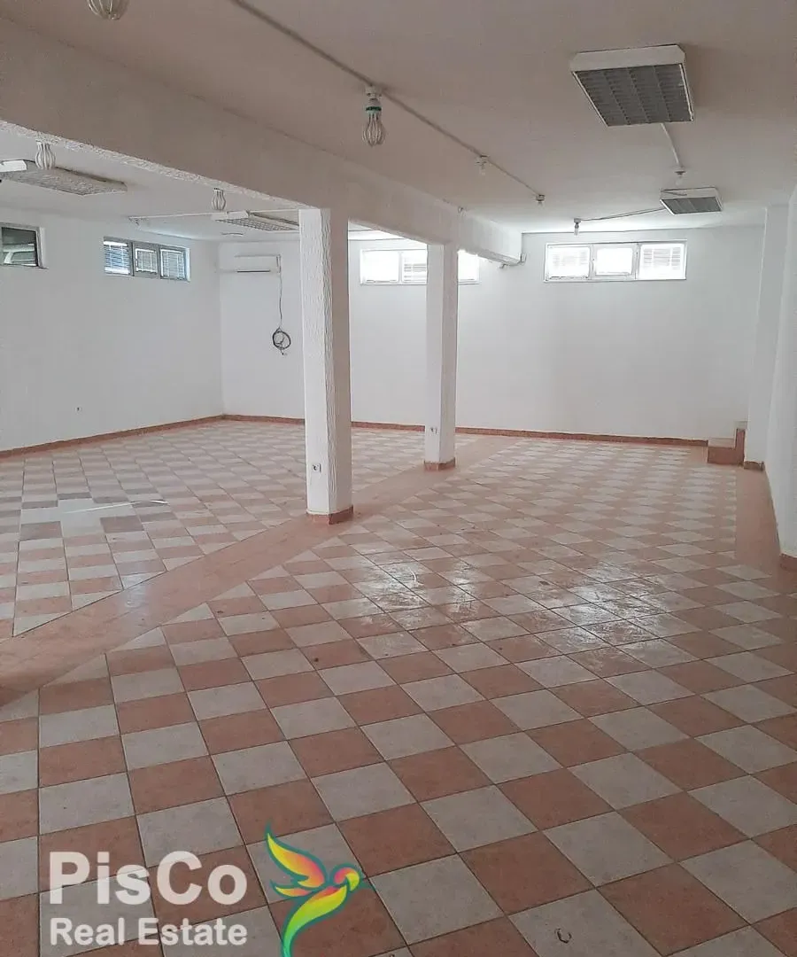 Rent, office space, 310m², Zagorič, Podgorica