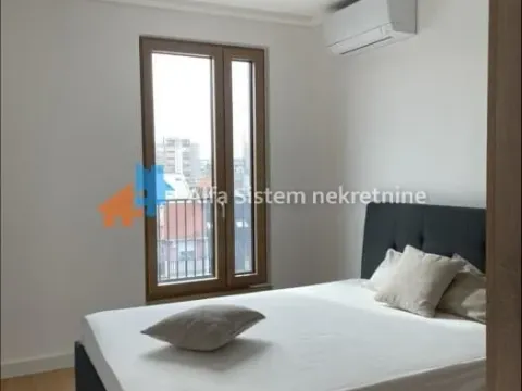 Rent, two bedroom apartment, 53m², Vračar Sve Podlokacije, Beograd - image 11