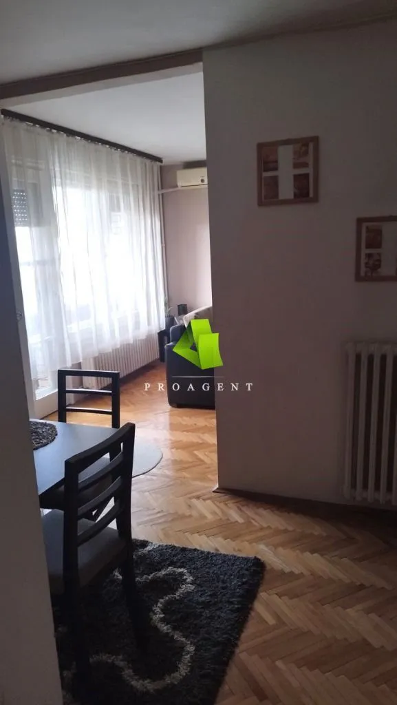 Prodaja, trosoban stan, 85m², Medijana, Niš