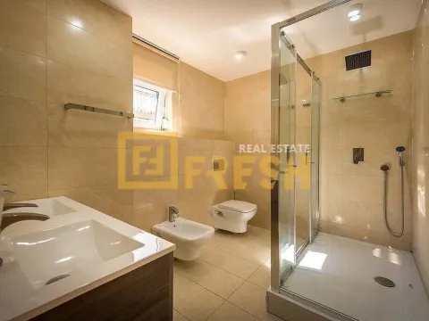 Prodaja, kuća, 300m², Tivat, Crna Gora - image 16