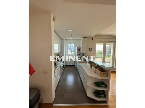 Rent, four bedroom apartment, 157m², Savski Venac, Beograd - image 4