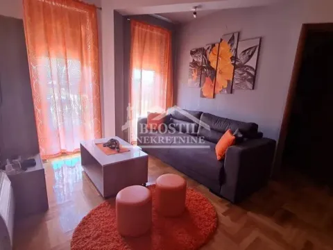 Prodaja, trosoban stan, 39m², Centar, Čajetina - image 1