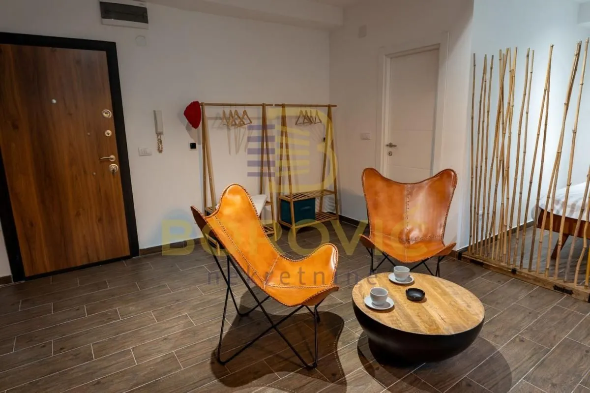 Prodaja, jednosoban stan, 36m², Savski Venac, Beograd