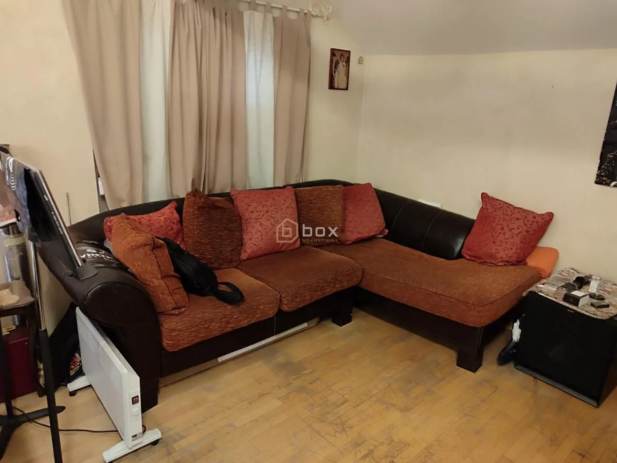 Prodaja, trosoban stan, 87m², Duvanište, Niš