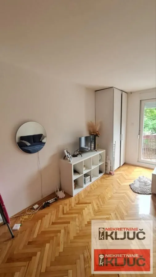 Rent, studio apartment, 27m², Grbavica, Novi Sad Sve Podlokacije