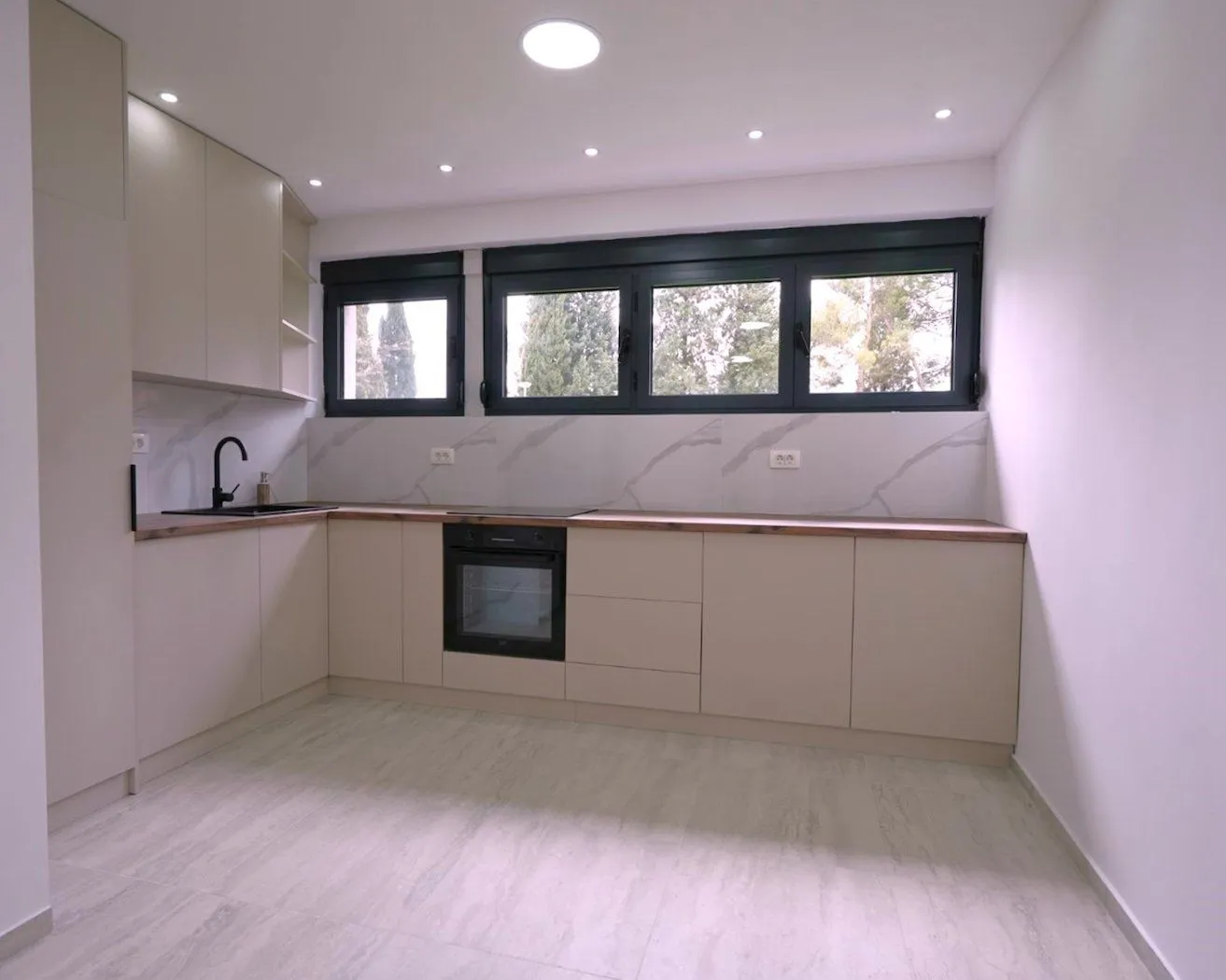 Rent, apartment, 95m², Pod Goricom, Podgorica