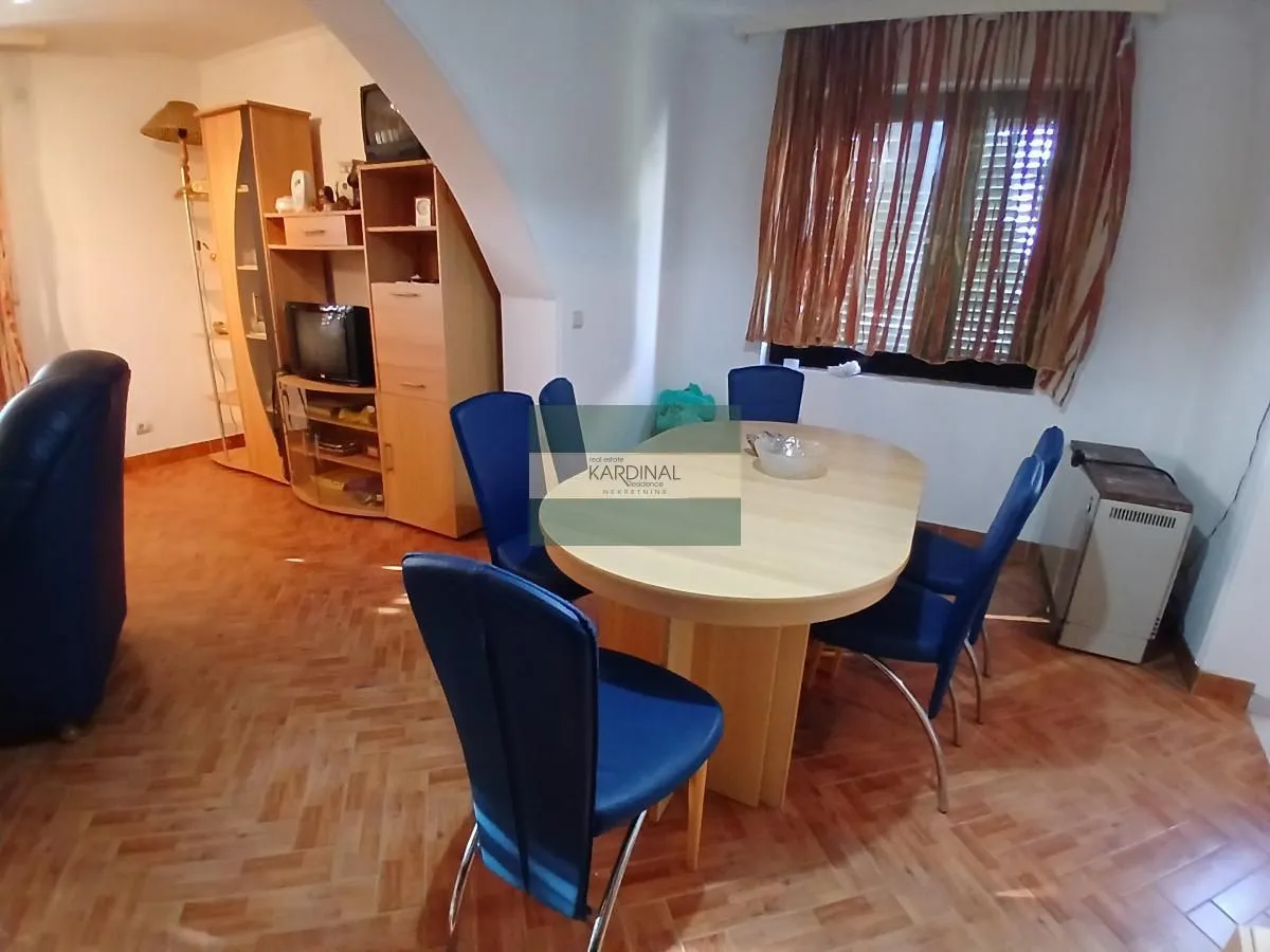 Prodaja, kuća, 440m², Centar, Jagodina