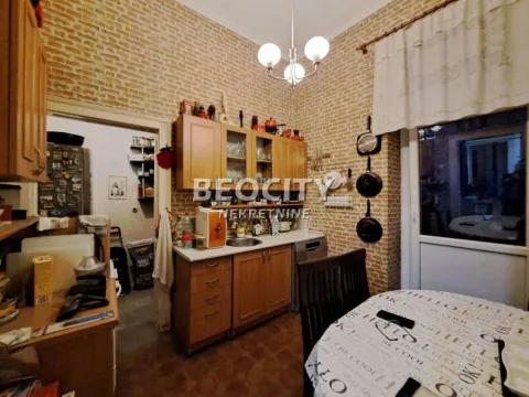 Prodaja, trosoban stan, 84m², Skadarlija, Beograd - image 4