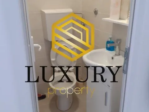 Rent, office space, 41m², Stari Aerodrom, Podgorica - image 4