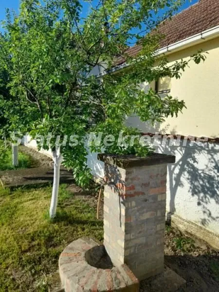 Prodaja, kuća, 194m², Šid, Srbija