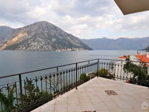 Prodaja, kuća, 424m², Kostanjica, Kotor - image 8