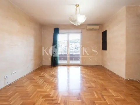 Izdavanje, jednosoban stan, 58m², Vezirov Most, Podgorica - image 2