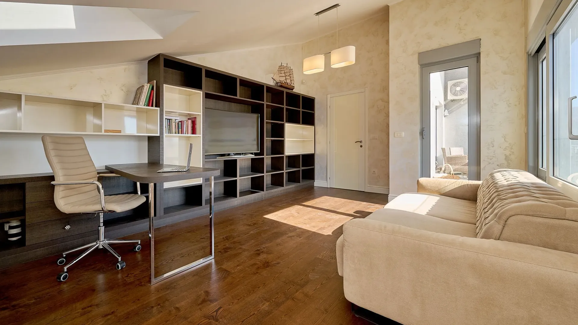 Prodaja, petosoban stan, 181m², Budva, Crna Gora